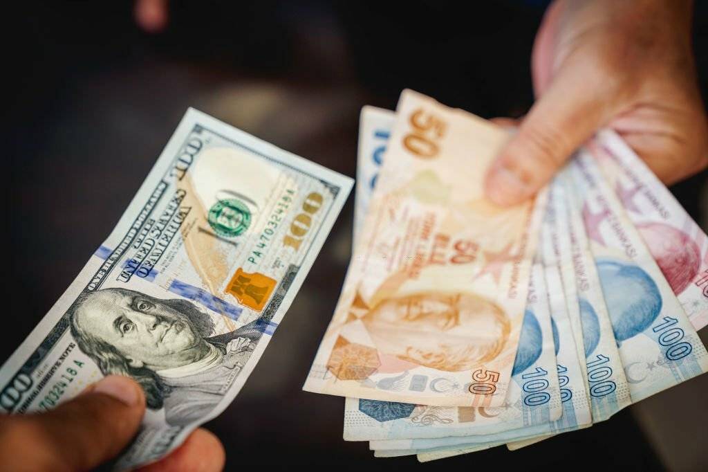 En yetkili isim açıkladı, dolar sahiplerinin dili tutuldu! Doları altüst edecek uyarı geldi 5